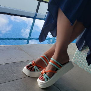 Sandalia Nuquí Menta x Naranja