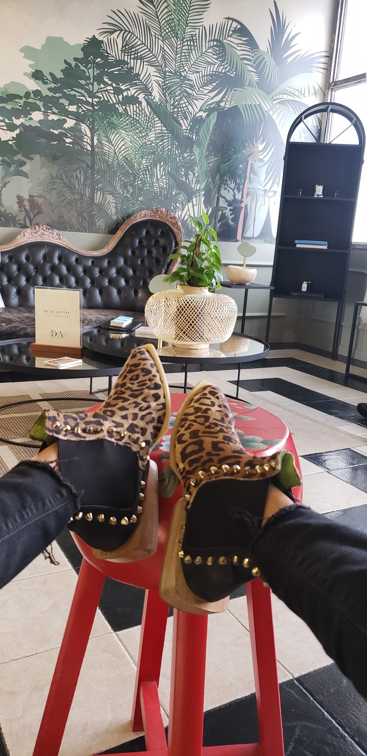 Botín Oslo Negro x Leopardo Miel
