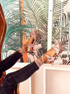 Sandalia Bali Velvet Lila
