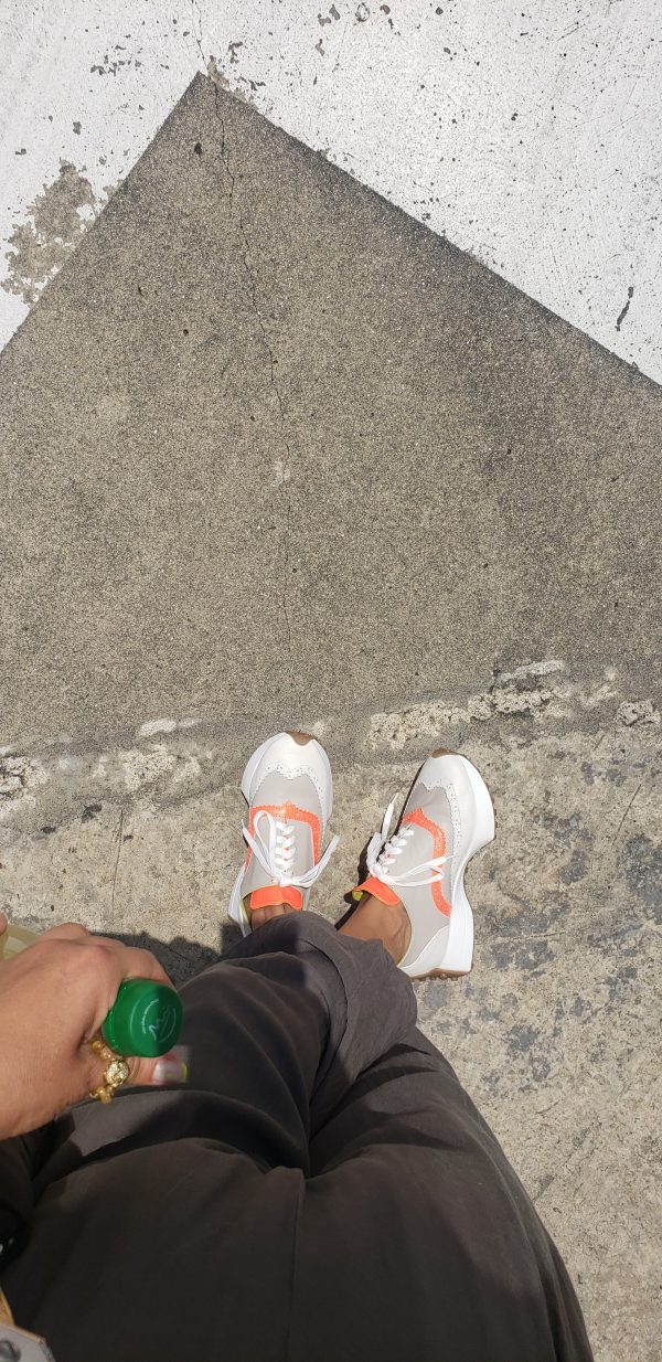 Tenis Oxford Beige x Neón - Image 3